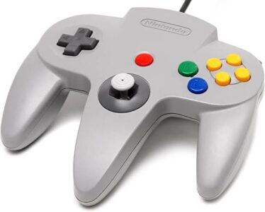 現代のキッズ、N64のコントローラーの持ち方が分からない