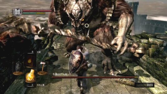 初めて『ダークソウル』やって牛頭のデーモン倒したんだけど感じたことがない汁が出た気がする