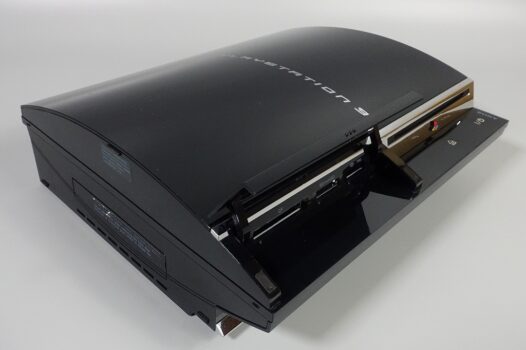 ｢今年はPS3発売から20周年｣←これｗｗ